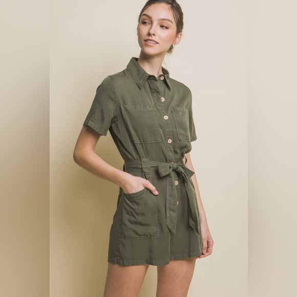 (3727RN) NEW WOMEN WOVEN TENCEL LIGHTWEIGHT ROMPER WITH WAIST TIE - Picture 3 of 3